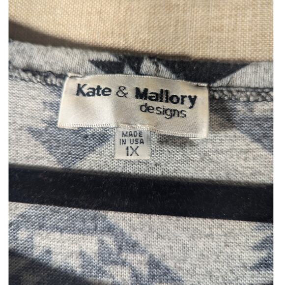 Kate & Mallory Designs Tribal Gray top size XL - Picture 3 of 7